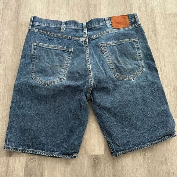 Levis Premium 501 Mens Size 34 Blue Denim Jean Shorts Jorts Button Fly - Picture 2 of 6